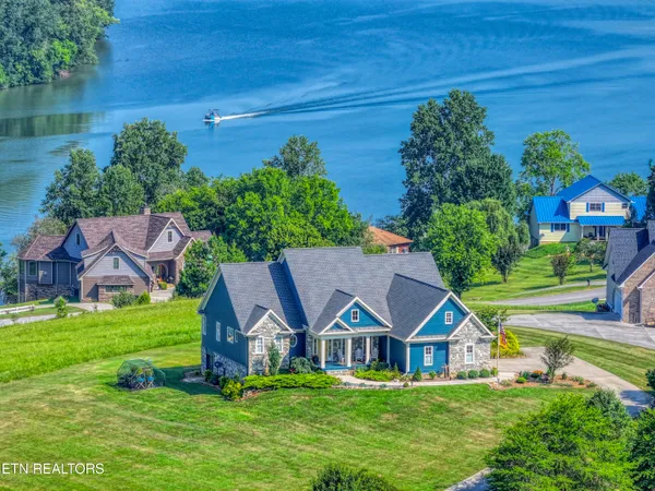 $989,900 | 326 Marble Bluff Drive, Kingston, TN 37763