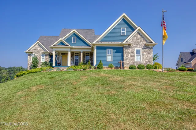 $1,000,000 | 326 Marble Bluff Drive, Kingston, TN 37763