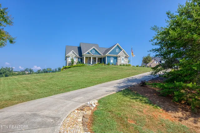 $1,000,000 | 326 Marble Bluff Drive, Kingston, TN 37763