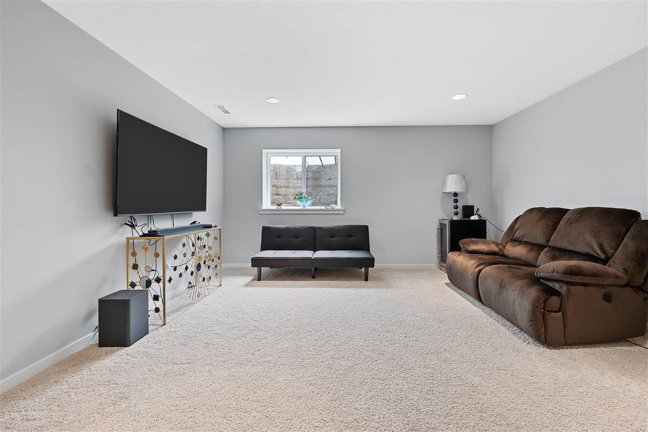 6313 Hoover Trail Road Southwest Cedar Rapids, IA 52404 - Photo 25 of 34 Gallery Image 25