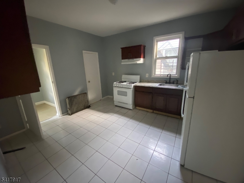 818 South 18th Street, Unit 2 Newark, NJ 07108 - Photo 5 of 12