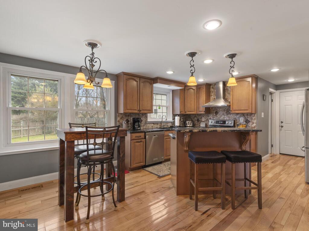 18760 Olney Mill Road Olney, MD 20832 - Photo 6 of 34