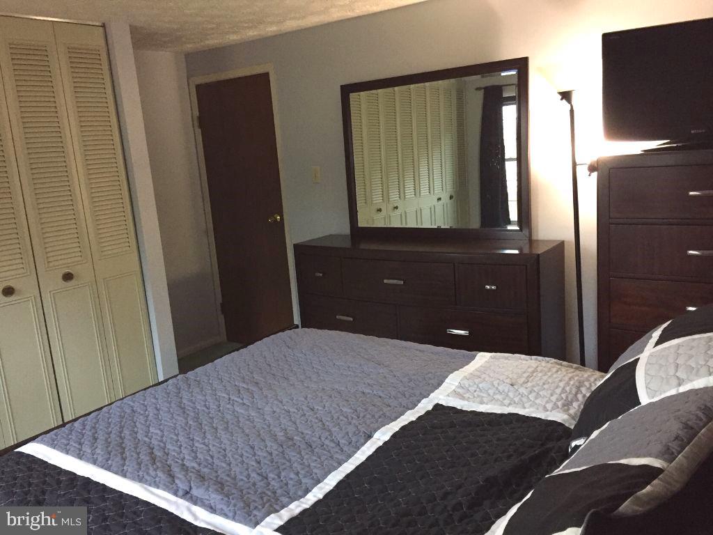 216 Compass Road Baltimore, MD 21221 - Photo 7 of 20 Spacious Master Bedroom