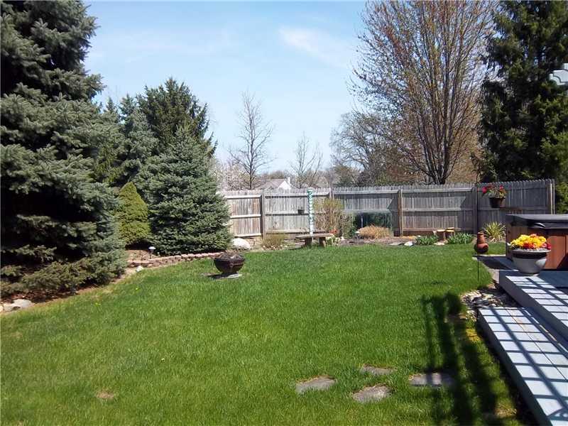 10428 Ridgeview Circle Fishers, IN 46038 - Photo 12 of 12 Gallery Image 12