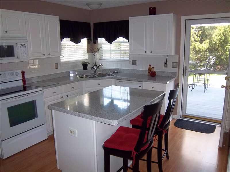 10428 Ridgeview Circle Fishers, IN 46038 - Photo 5 of 12 Gallery Image 5