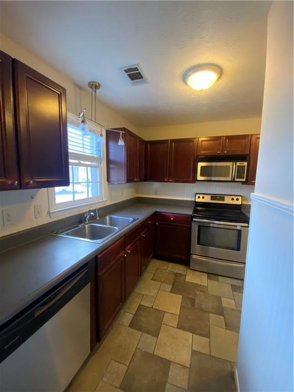 2852 Webb Bridge Road Alpharetta, GA 30009 - Photo 4 of 9
