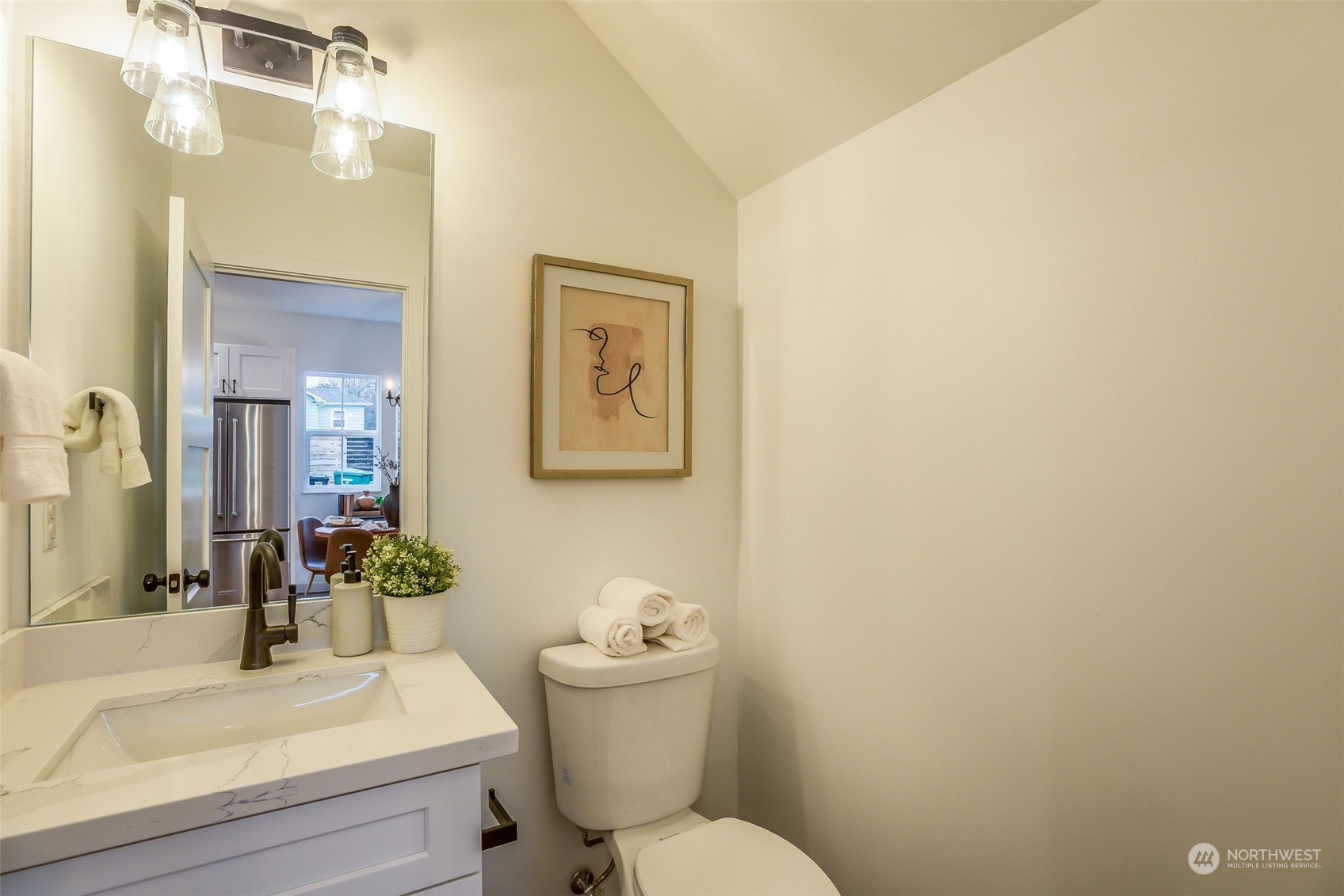 3406 Southwest Kenyon Street Seattle, WA 98126 - Photo 12 of 24 Gallery Image 12