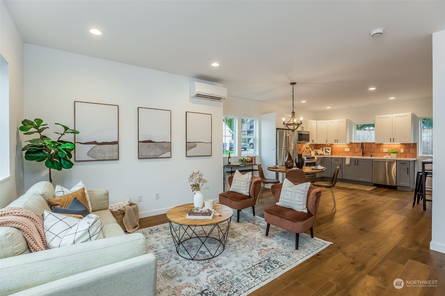 3406 Southwest Kenyon Street Seattle, WA 98126 - Photo 3 of 24 Gallery Image 3