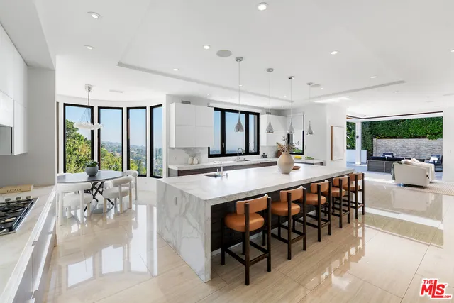 $9,890,000 | 1280 Angelo Drive, Beverly Hills, CA 90210