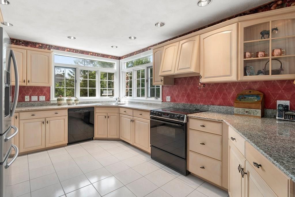396 Edmands Road Framingham, MA 01701 - Photo 14 of 39
