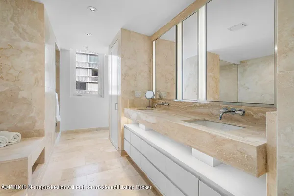 $14,000 | 3550 South Ocean Boulevard, Unit 2D, South Palm Beach, FL 33480