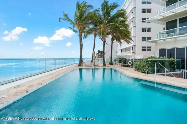 $14,000 | 3550 South Ocean Boulevard, Unit 2D, South Palm Beach, FL 33480