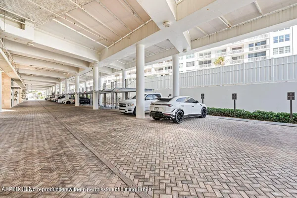 $14,000 | 3550 South Ocean Boulevard, Unit 2D, South Palm Beach, FL 33480