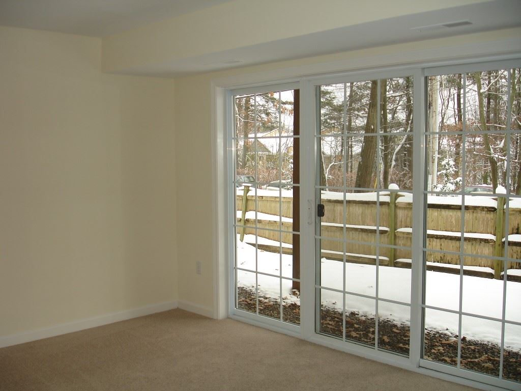 29 Hackett Hill Road, Unit 38 Manchester, NH 03102 - Photo 12 of 13
