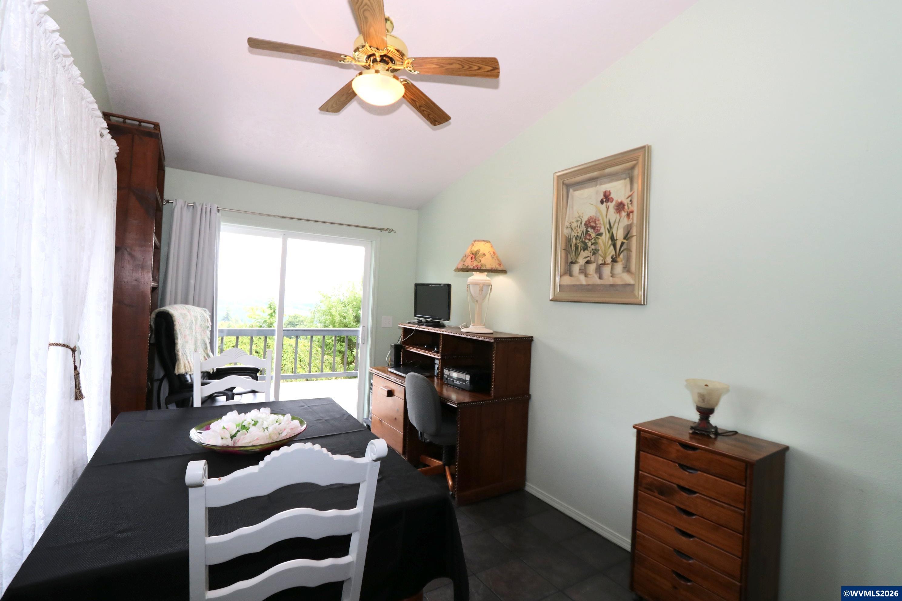 3345 Sample Road Falls City, OR 97344 - Photo 10 of 37 Gallery Image 10