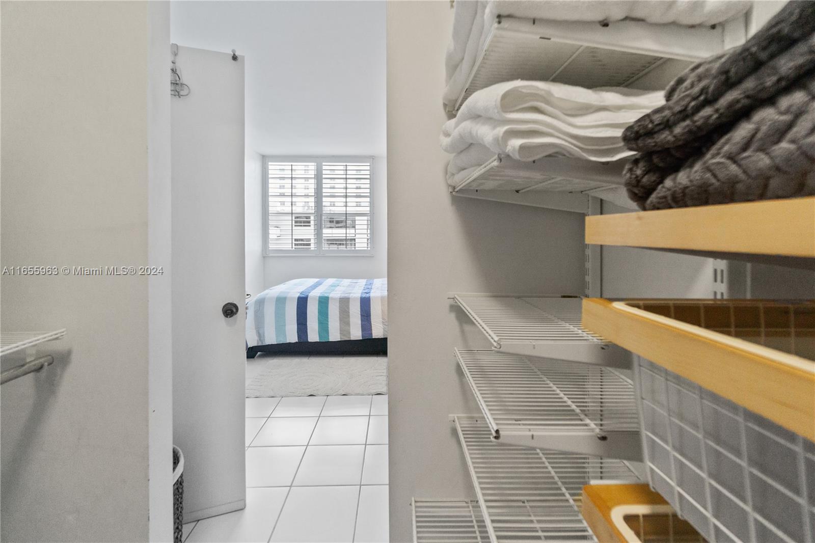 100 Lincoln Road, Unit 924 Miami Beach, FL 33139 - Photo 16 of 26