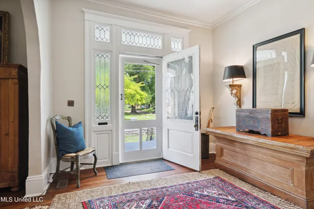 $237,900 | 265 East College Avenue, Holly Springs, MS 38635