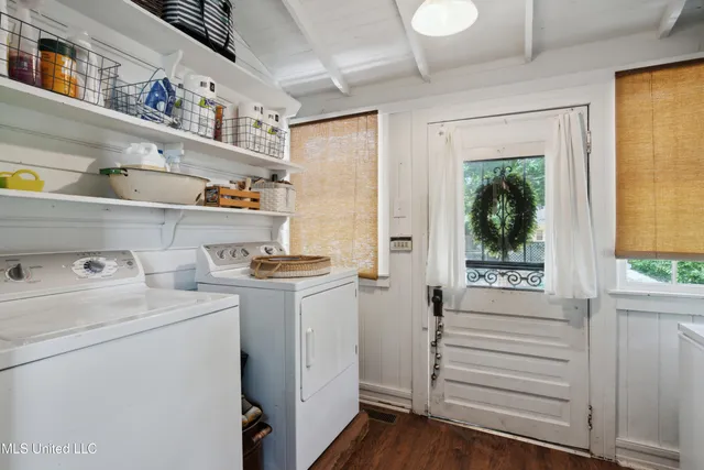 $237,900 | 265 East College Avenue, Holly Springs, MS 38635