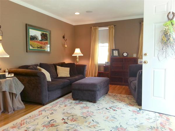 10 Pleasant Circle Canton, MA 02021 - Photo 9 of 27 Gallery Image 9