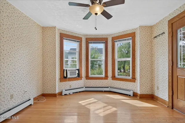 $259,000 | 8 Orchard Street, Rotterdam Junction, NY 12150