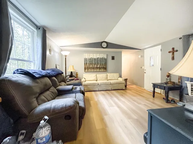 $165,000 | 5864 South Garrison Road, Connersville, IN 47331