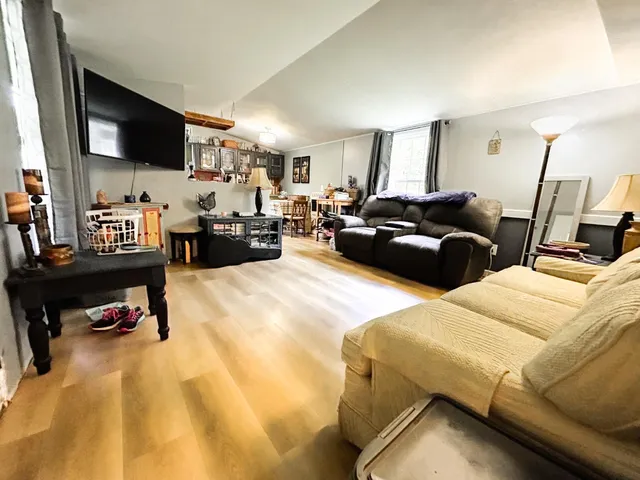 $165,000 | 5864 South Garrison Road, Connersville, IN 47331