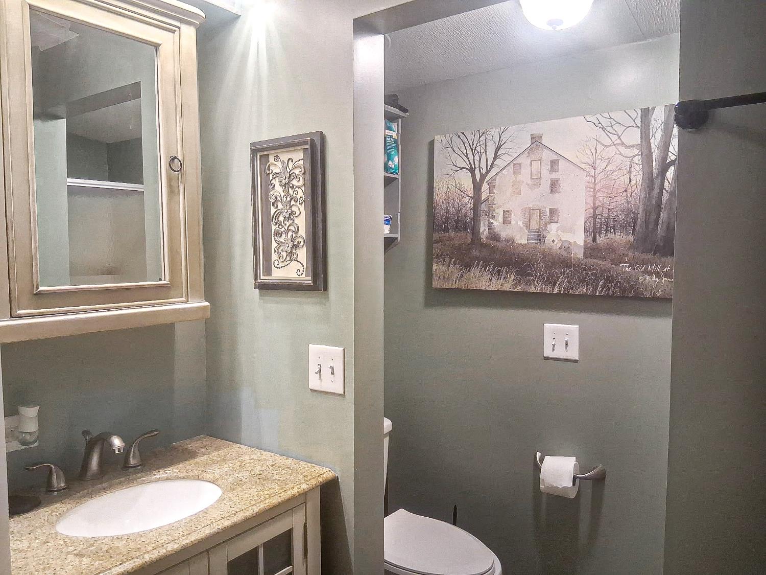 5864 South Garrison Road Connersville, IN 47331 - Photo 14 of 31 Master Bathroom