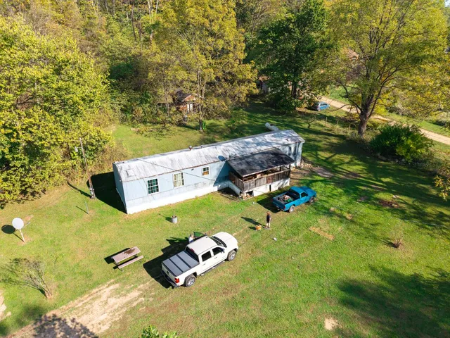 $165,000 | 5864 South Garrison Road, Connersville, IN 47331