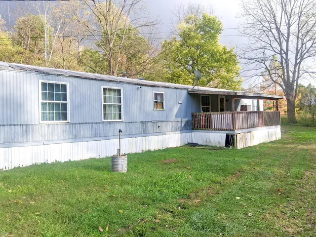 $165,000 | 5864 South Garrison Road, Connersville, IN 47331