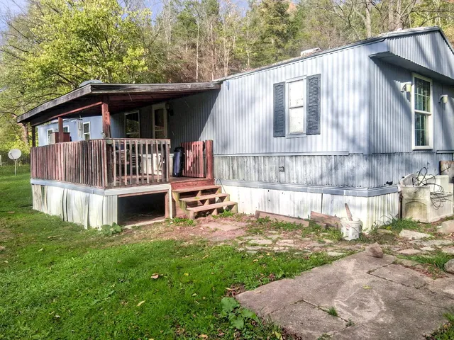 $165,000 | 5864 South Garrison Road, Connersville, IN 47331