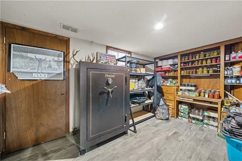 $335,000 | 8525 Penner Avenue, De Soto, KS 66018