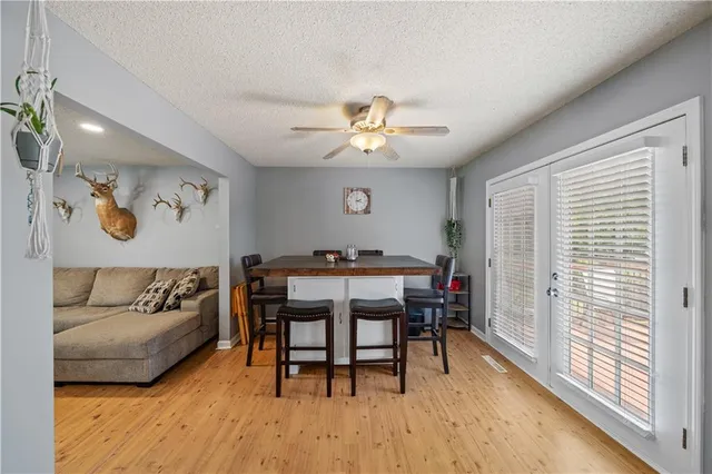 $330,000 | 8525 Penner Avenue, De Soto, KS 66018