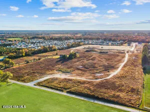 $307,930 | 615 South Squires Run Lane, Richlands, NC 28574