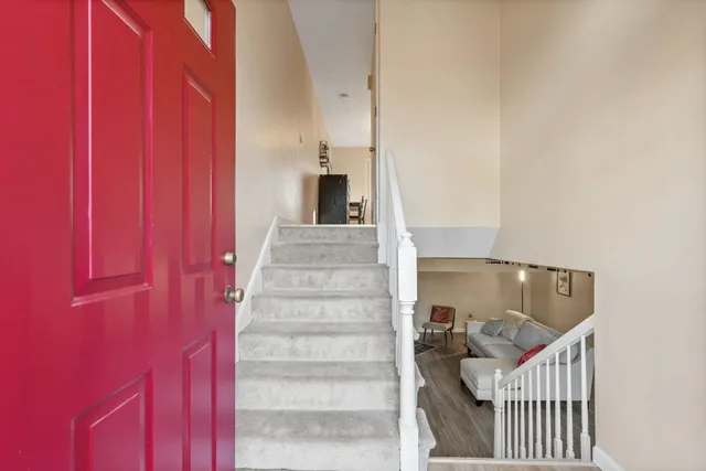 $334,000 | 7b Kingston Way, Unit A, Hudson, NH 03051