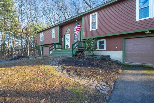 $334,000 | 7b Kingston Way, Unit A, Hudson, NH 03051