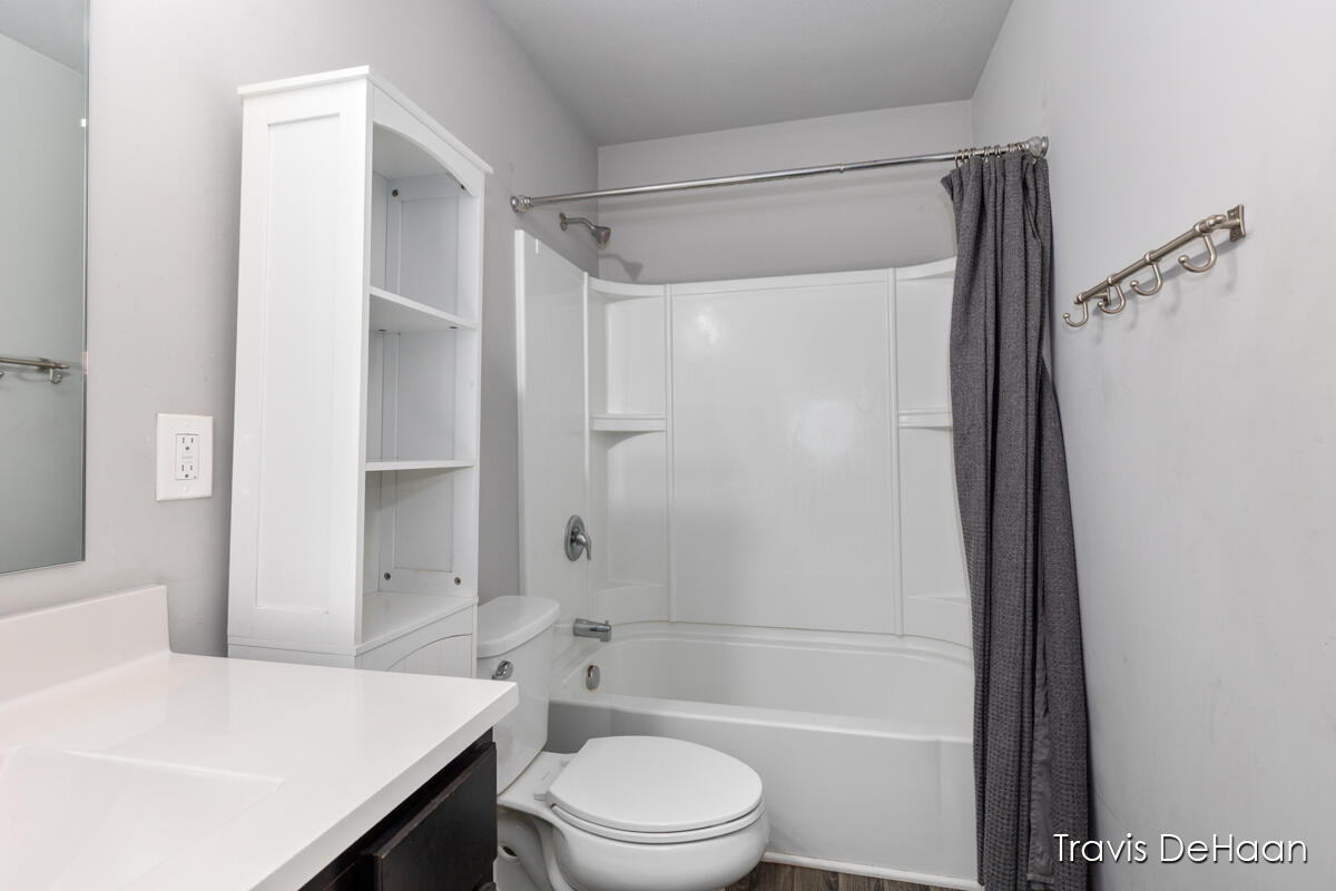 609 Tall Ridge Drive Middleville, MI 49333 - Photo 12 of 33 IMG_1010