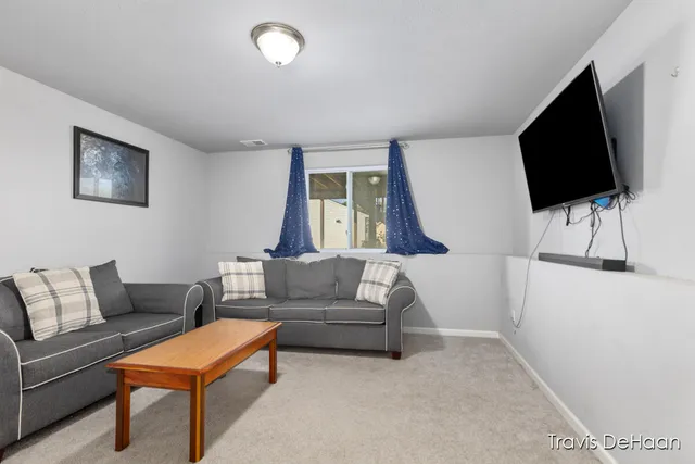 $329,900 | 609 Tall Ridge Drive, Middleville, MI 49333