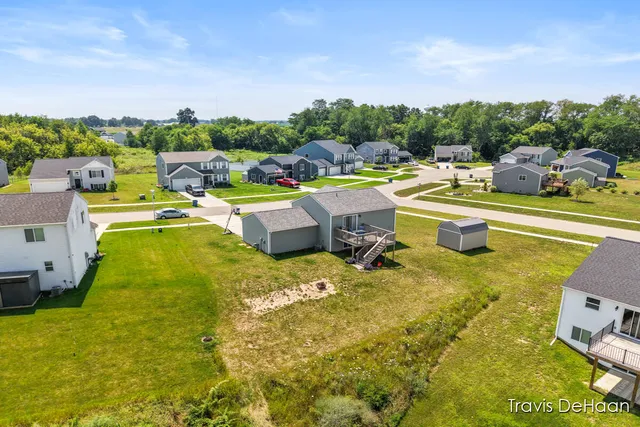 $329,900 | 609 Tall Ridge Drive, Middleville, MI 49333