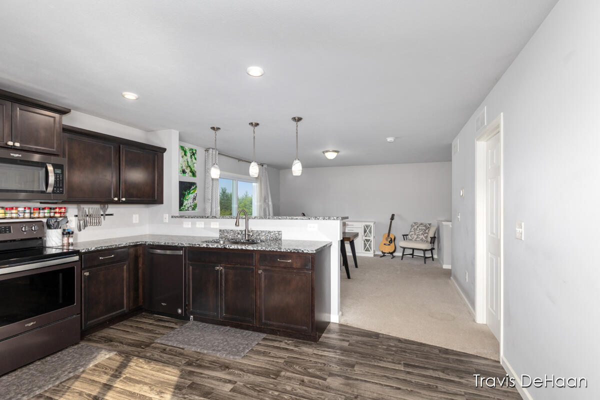 609 Tall Ridge Drive Middleville, MI 49333 - Photo 8 of 33 IMG_1006