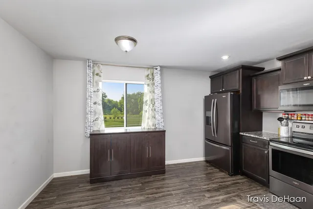 $329,900 | 609 Tall Ridge Drive, Middleville, MI 49333