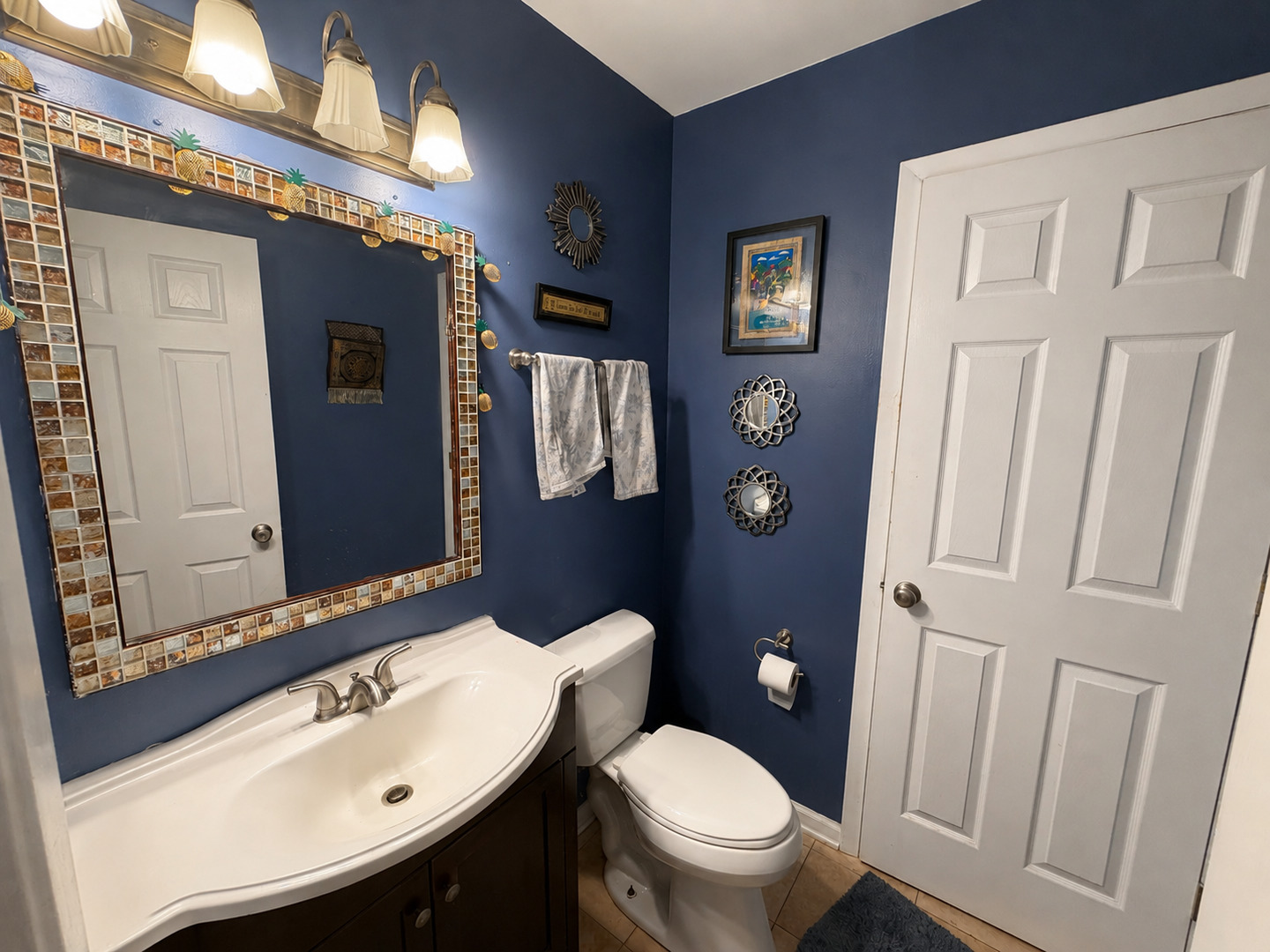 925 West Addison Street, Unit 2C Chicago, IL 60613 - Photo 3 of 7 Gallery Image 3
