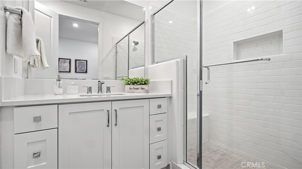 197 Merit Irvine, CA 92618 - Photo 12 of 25