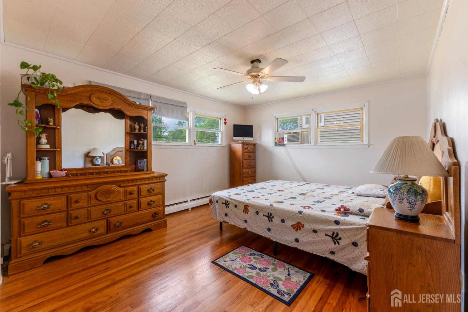 22 Foley Avenue Edison, NJ 08820 - Photo 12 of 41