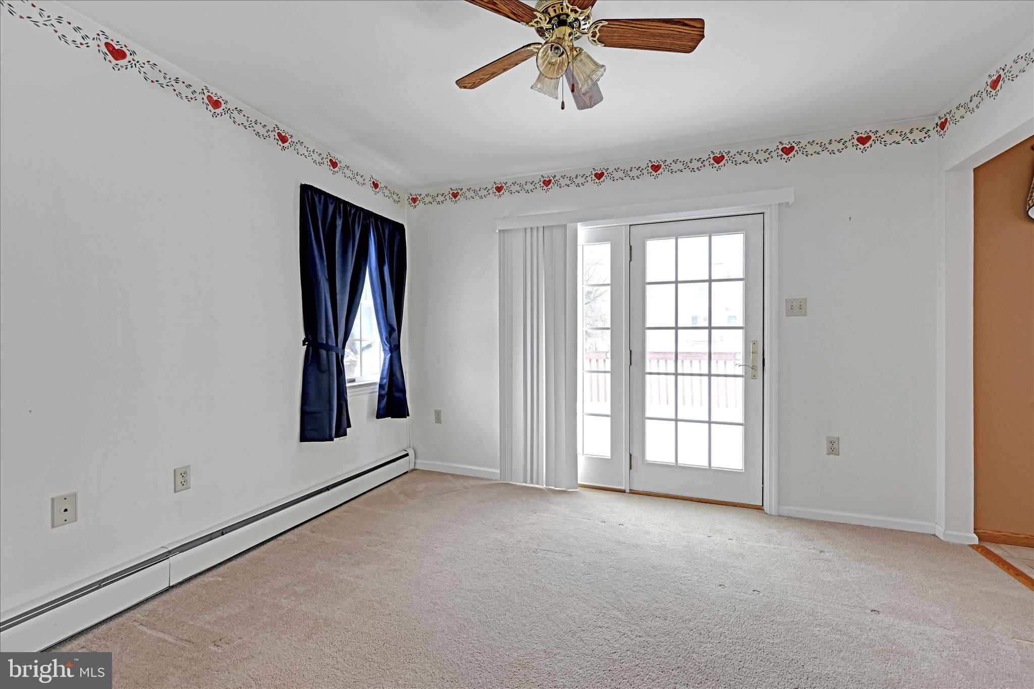 19 Fox Hollow Road Pottsville, PA 17901 - Photo 11 of 41 Dining Area