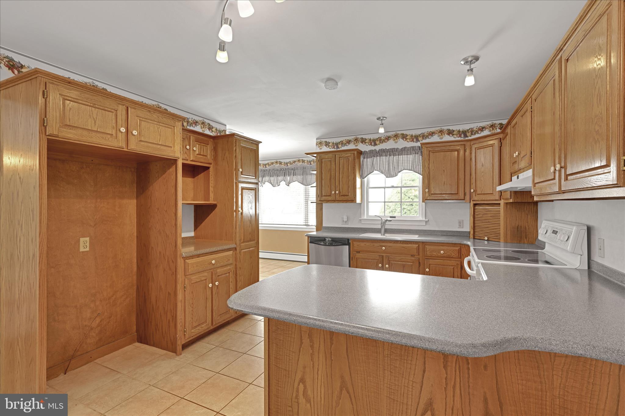 19 Fox Hollow Road Pottsville, PA 17901 - Photo 15 of 41 Kitchen