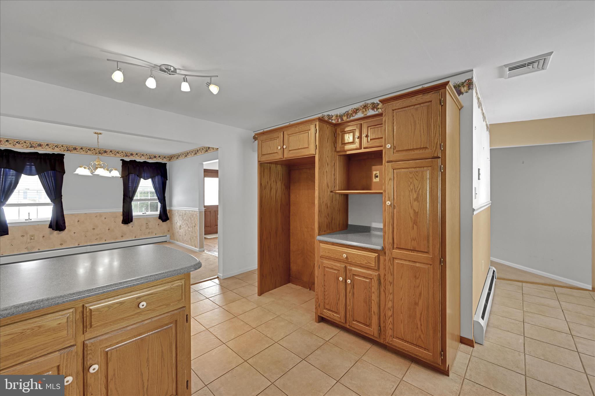 19 Fox Hollow Road Pottsville, PA 17901 - Photo 17 of 41 Kitchen