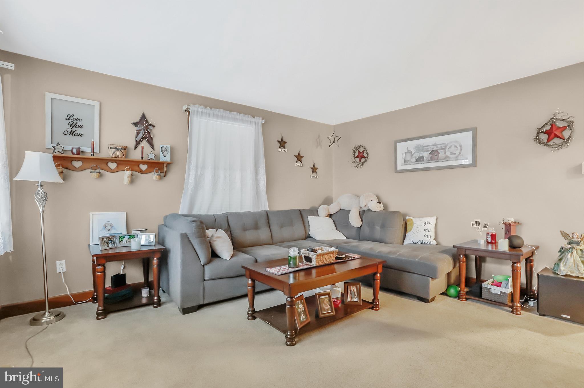 113 Devonshire Road Hagerstown, MD 21740 - Photo 4 of 30 Gallery Image 4
