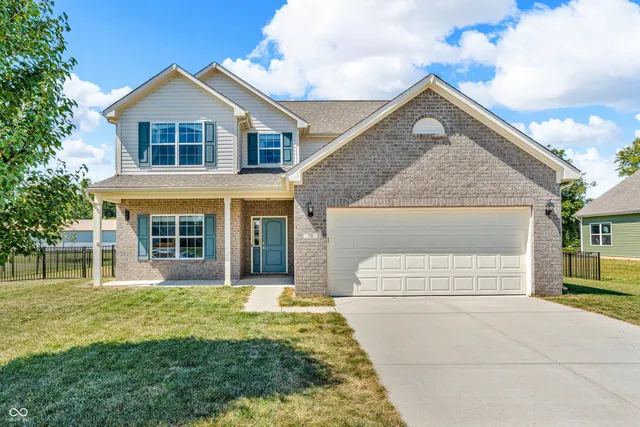 $344,900 | 70 Blue Lace Drive, Whiteland, IN 46184