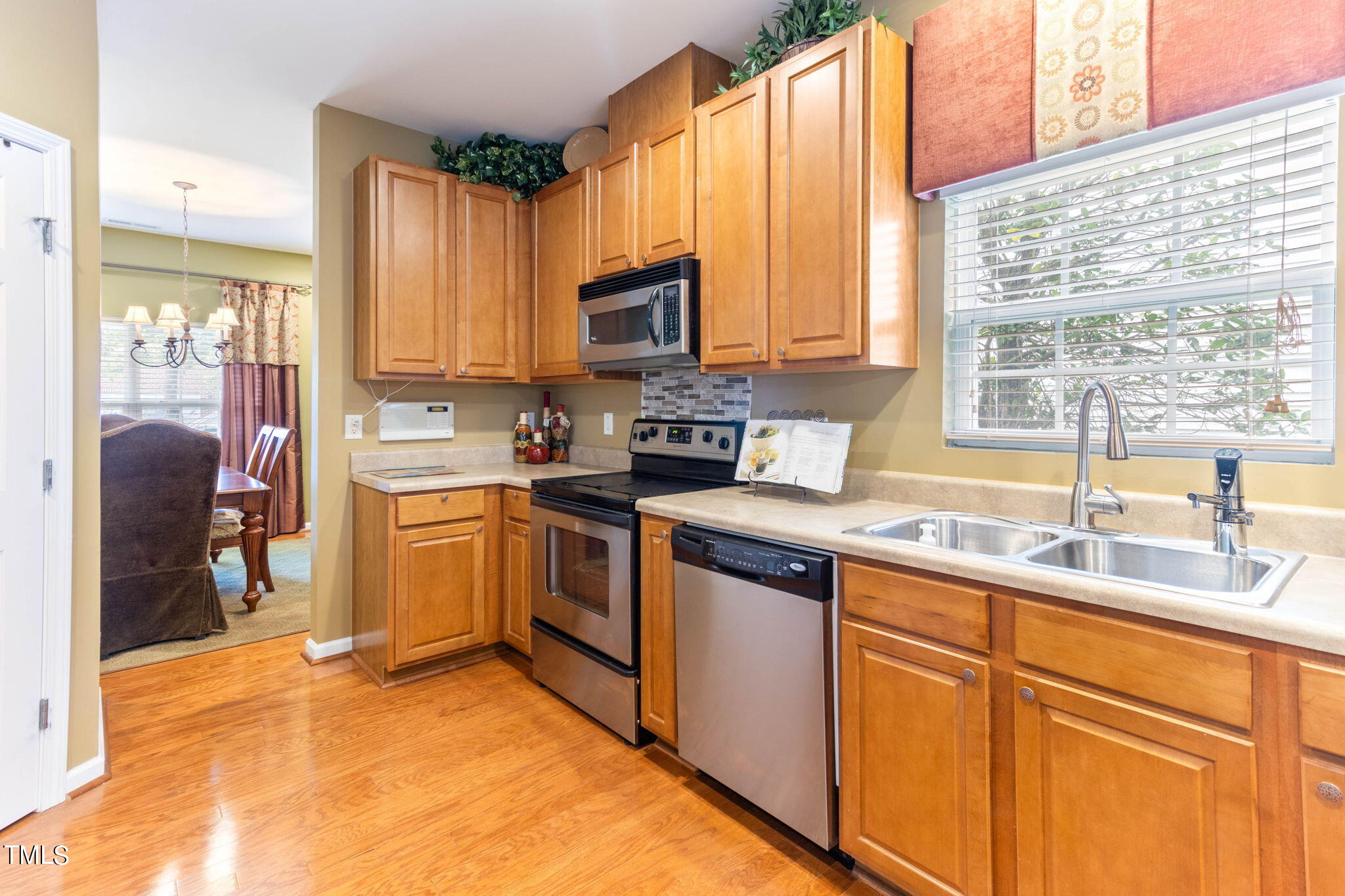 954 Spring Meadow Drive Durham, NC 27713 - Photo 17 of 47 30-web-or-mls-IMG_4545