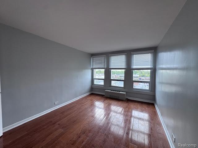 22700 Garrison Street, Unit 604 Dearborn, MI 48124 - Photo 14 of 20